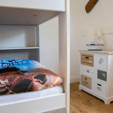 Haus Wunschlos Kirchstrasse بيت للعطل مونشاو