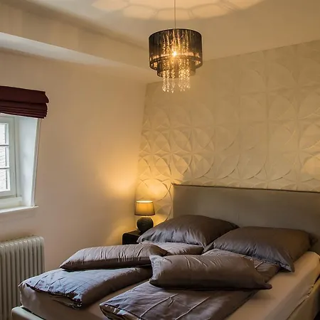 Haus Wunschlos Kirchstrasse مونشاو