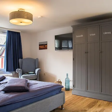 Haus Wunschlos Kirchstrasse بيت للعطل