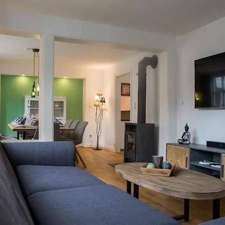 Haus Wunschlos Kirchstrasse *