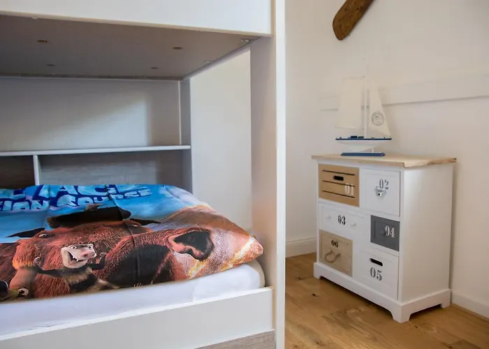 Haus Wunschlos Kirchstrasse بيت للعطل مونشاو