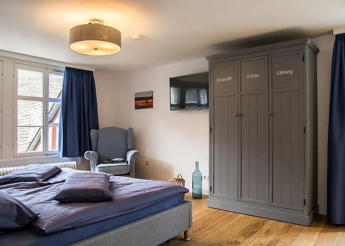 Haus Wunschlos Kirchstrasse بيت للعطل